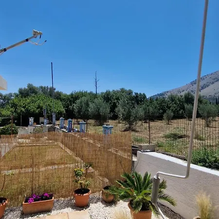 아파트 Nicole House Agia Efimia