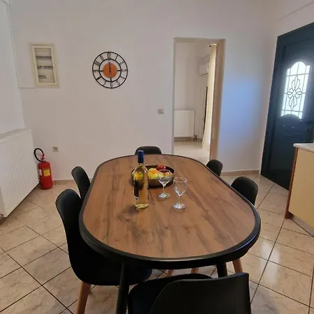 דירה Nicole House *